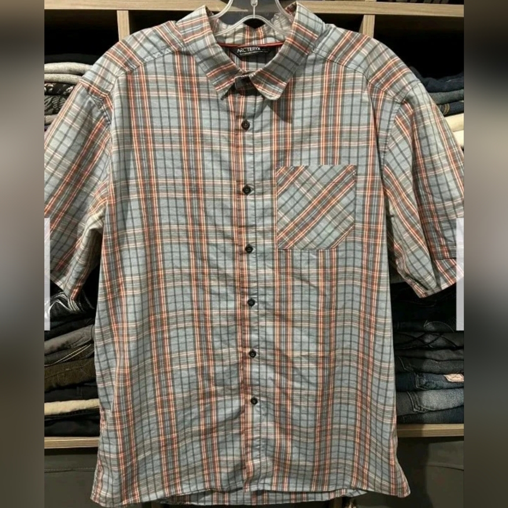 Arc’teryx Pathline Men's SM Short Sleeve Button Up Gray Orange Plaid Shirt #MR1
